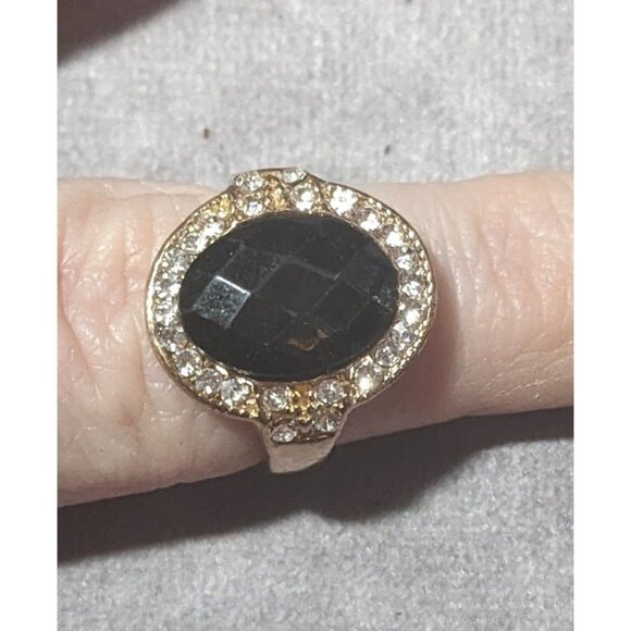 Bold Glam Gold And Black Faceted Gemmed Ring Size 6 - Picture 4 of 12
